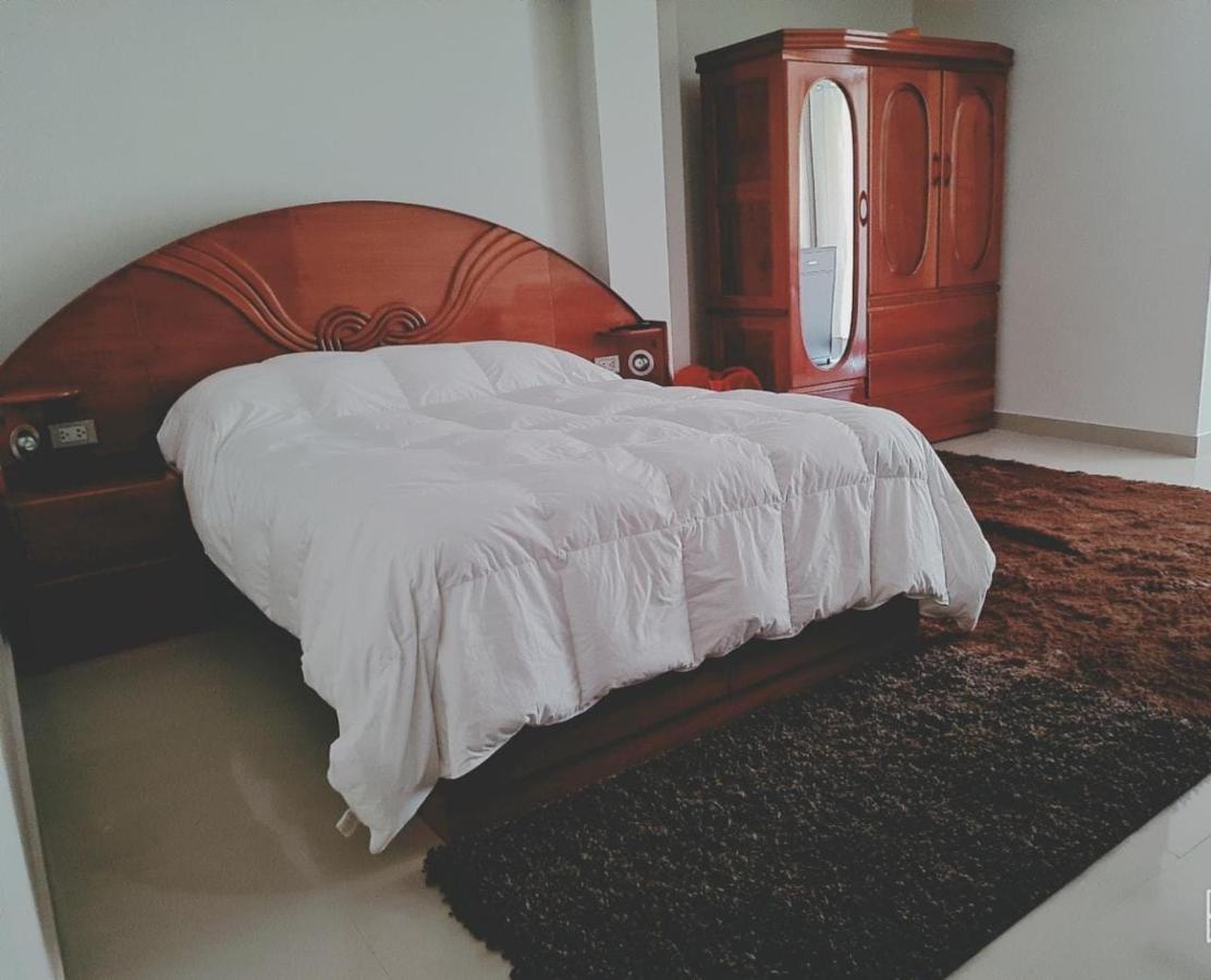 Jk Guzman Suite Hotel Challhuahuacho Екстериор снимка